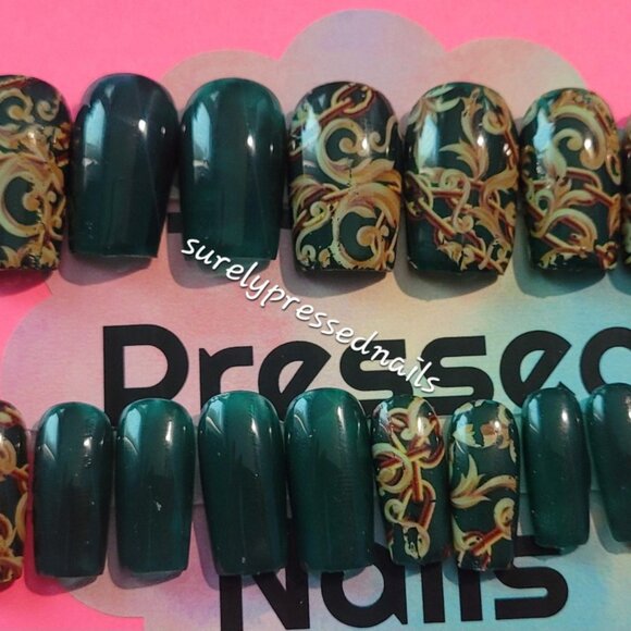 Green and Yellow Abstract Design Short Square Press on Nails - Picture 3 of 3